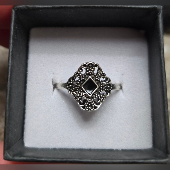 NWOT | Vintage | Onyx Stone Silver Plated Women's Statement Ring | Size: 6.75 - Picture 5 of 9